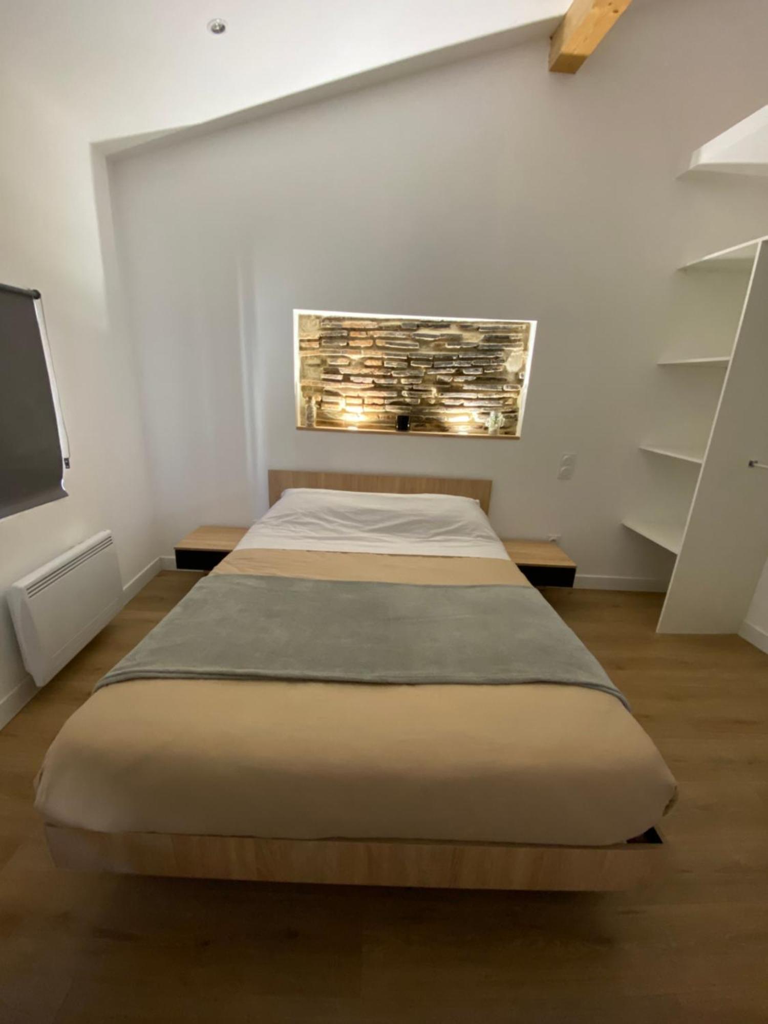 Apartment Chic *